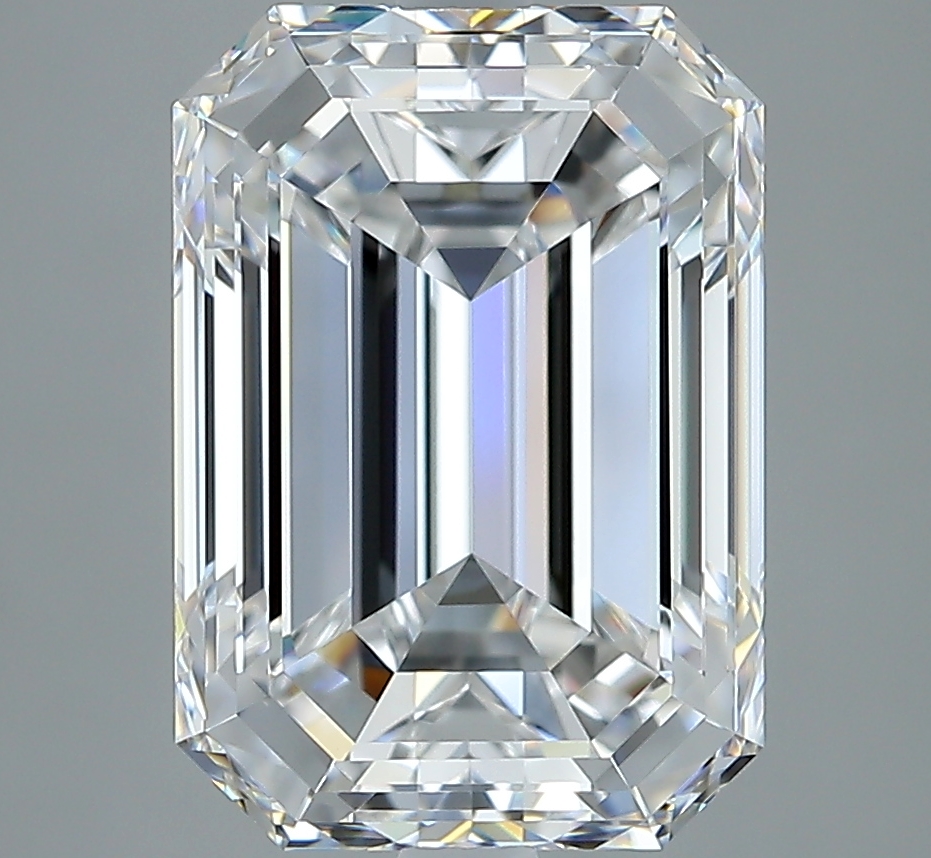 5.01 Carat Emerald Natural Diamond