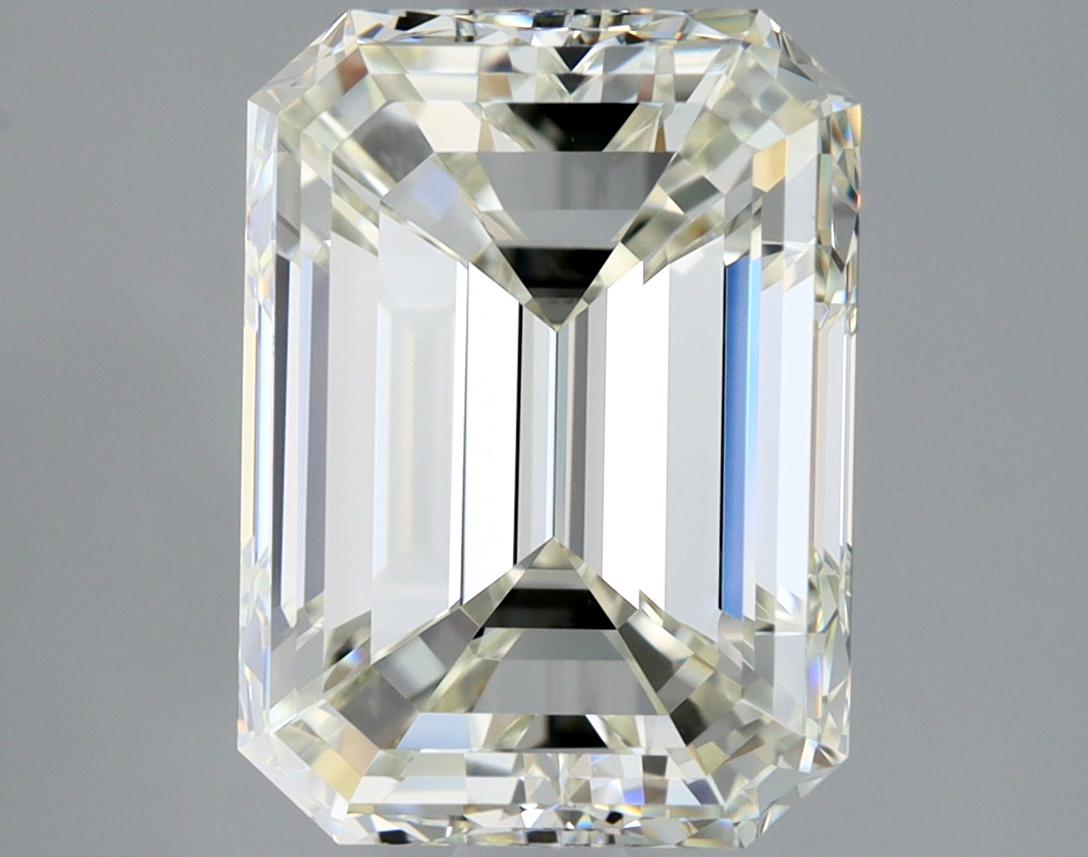 2.5 Carat Emerald Cut Natural Diamond