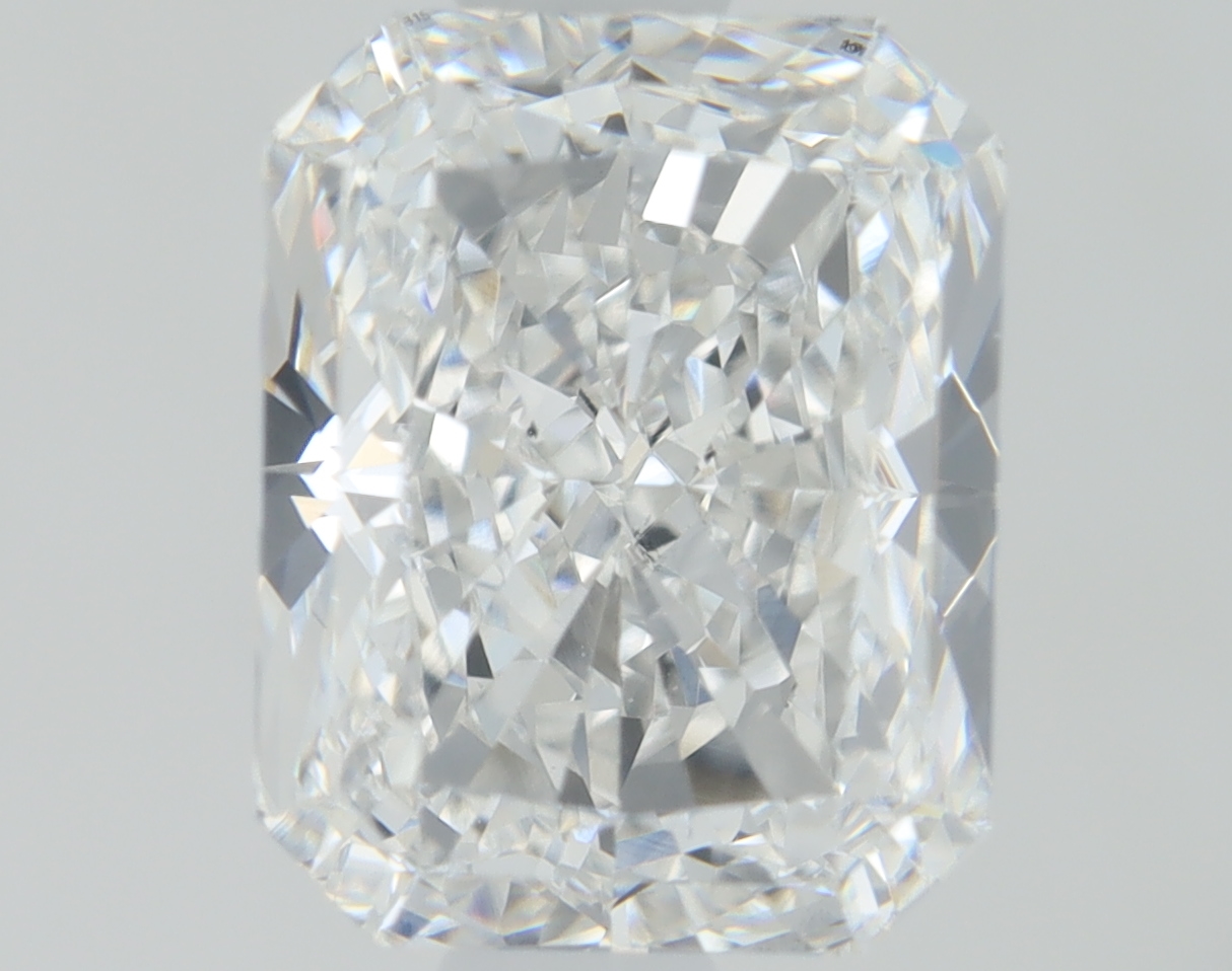 1.1 Carat Radiant Cut Lab Diamond