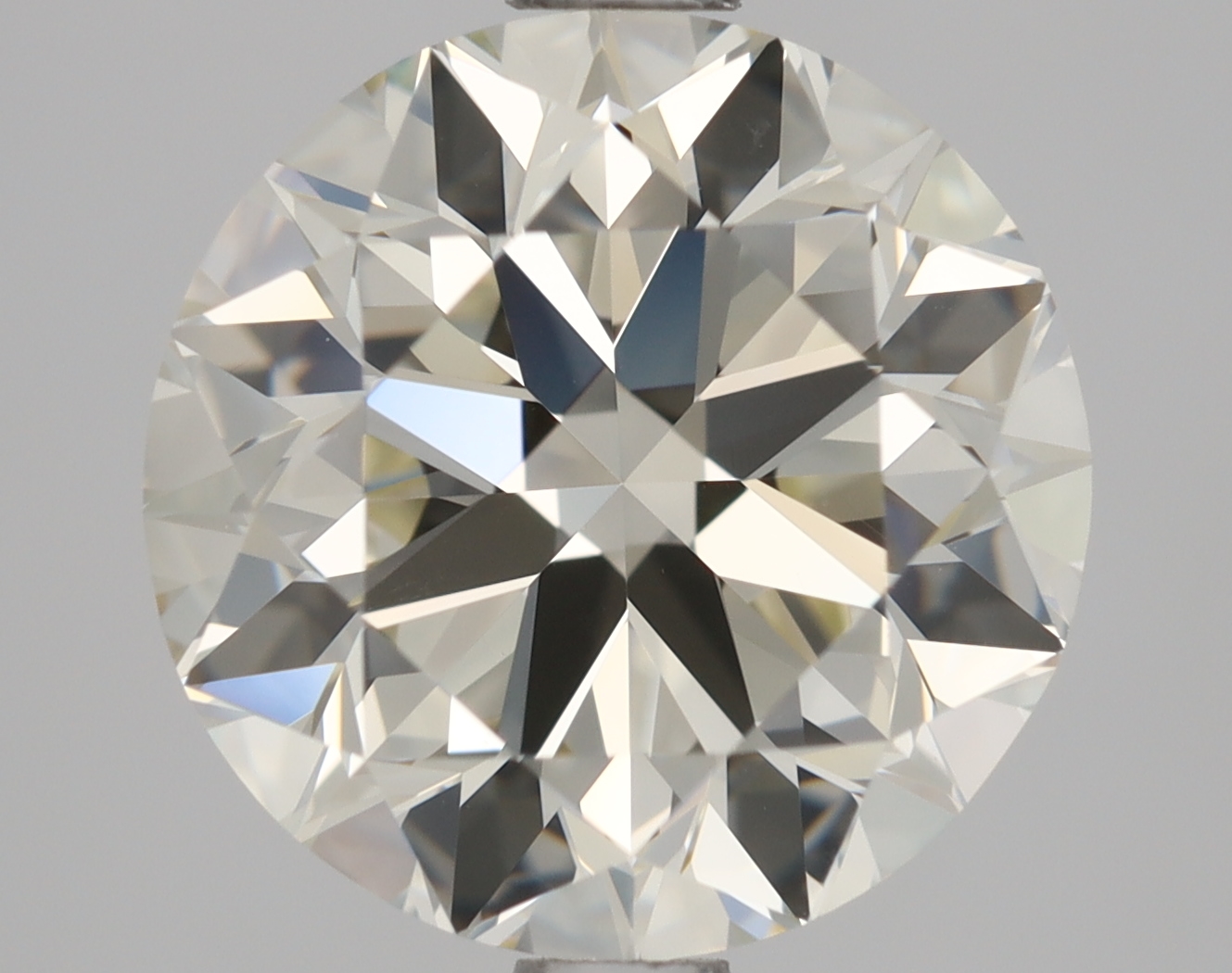 2.5 Carat Round Cut Natural Diamond